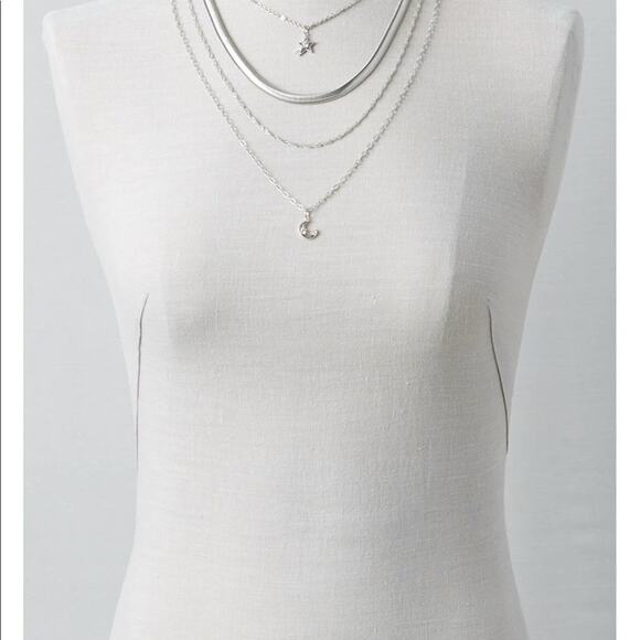 NWT American Eagle Silver Tone Layered Necklace - Picture 5 of 5